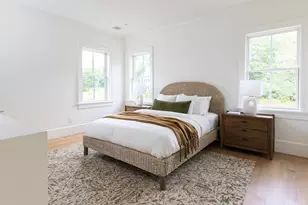 68 Clyde St, Brookline, MA 02467 - Photo 18