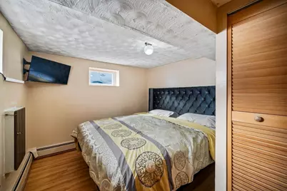 8 Hillview Ave, Boston, MA 02131 - Photo 28