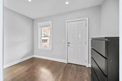 8 Hillview Ave, Boston, MA 02131 - Photo 14