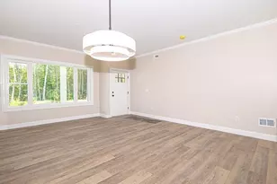 9 Meadowview Ln, Salisbury, MA 01952 - Photo 10