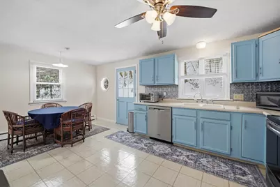 65 Old Farm Rd, Westfield, MA 01085 - Photo 6