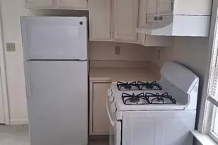 101 Vine St, Saugus, MA 01906 - Photo 1