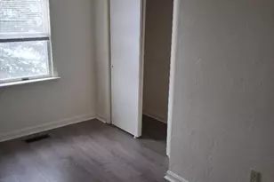 101 Vine St, Saugus, MA 01906 - Photo 4