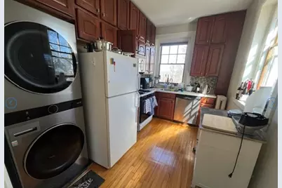 169 Washington St #9, Newton, MA 02458 - Photo 4