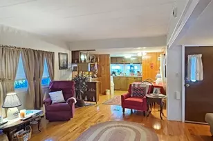 9 King Dr, Wareham, MA 02576 - Photo 4