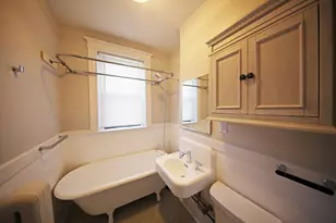 11 Park Dr, Boston, MA 02215 - Photo 8