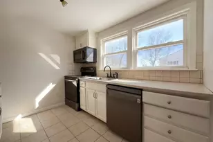 2 Perreault Ave, Billerica, MA 01821 - Photo 2