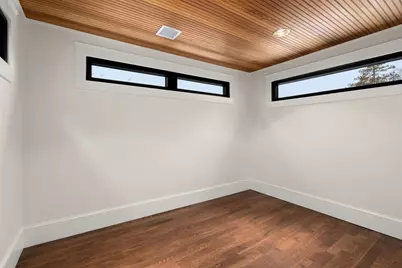 25 Barnard Ave, Watertown, MA 02472 - Photo 20