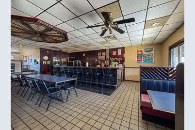 1940 Highland Ave, Fall River, MA 02720 - Photo 10