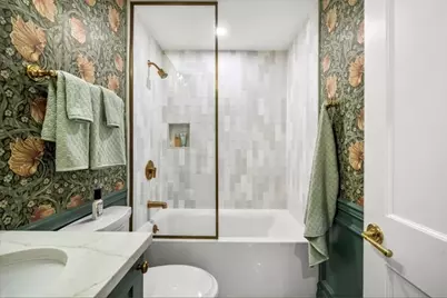 100 E Brookline St #4, Boston, MA 02118 - Photo 20