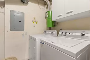 380 Place Ln, Woburn, MA 01801 - Photo 28