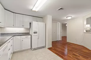 380 Place Ln, Woburn, MA 01801 - Photo 12