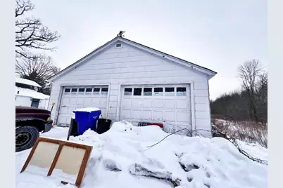 534 S West St, Agawam, MA 01030 - Photo 4