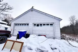 534 S West St, Agawam, MA 01030 - Photo 4