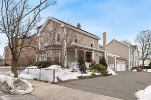 17 Court St, Medford, MA 02155 - Photo 2