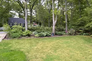 26 Highland St, Mashpee, MA 02649 - Photo 16