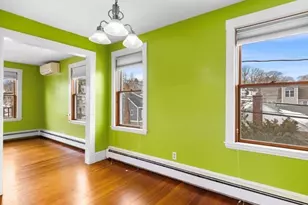 15 Hillock St, Boston, MA 02131 - Photo 10