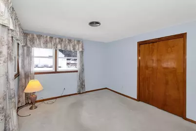 404 Brush Hill Ave, West Springfield, MA 01089 - Photo 14