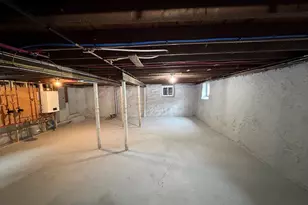 10 Livesey Pkwy, Fairhaven, MA 02719 - Photo 30