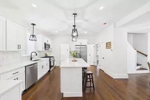 10 Livesey Pkwy, Fairhaven, MA 02719 - Photo 4