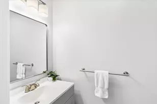 55 West St, Medfield, MA 02052 - Photo 18