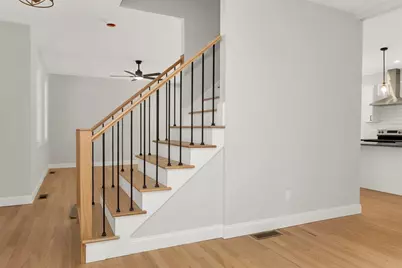 105 Franklin, Belchertown, MA 01007 - Photo 4