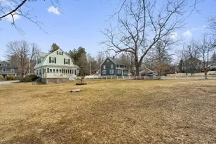 63 Walnut St, Holden, MA 01520 - Photo 2