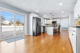 31 Floyd Ave, Tewksbury, MA 01876 - Photo 10