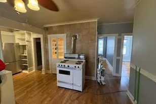 7 Dupont St, Worcester, MA 01604 - Photo 4