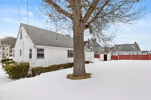 15 Nichols Ave, Lynn, MA 01902 - Photo 26