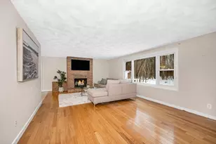 177 Haverhill St, North Reading, MA 01864 - Photo 4