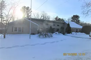 659 Highland St, Northbridge, MA 01534 - Photo 2