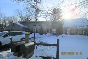 659 Highland St, Northbridge, MA 01534 - Photo 22