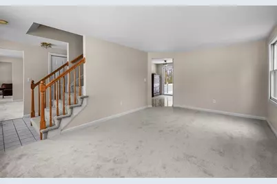 220 Alana Dr, Northbridge, MA 01534 - Photo 6