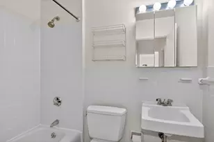 11 Cogswell Ave, Cambridge, MA 02140 - Photo 12