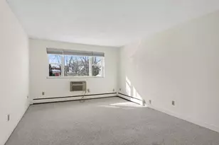 11 Cogswell Ave, Cambridge, MA 02140 - Photo 4