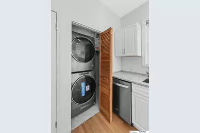9 Hansborough Street #3, Boston, MA 02124 - Photo 4