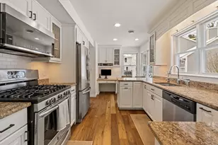 8 Blueberry Ct, Rockland, MA 02370 - Photo 8