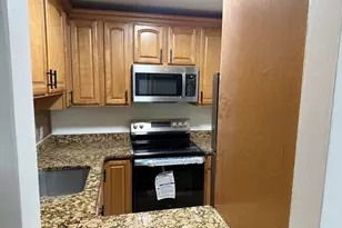 115 Grove St, Boston, MA 02132 - Photo 6