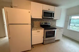 107 Bloomfield St, Boston, MA 02124 - Photo 2