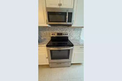 107 Bloomfield St #3, Boston, MA 02124 - Photo 4