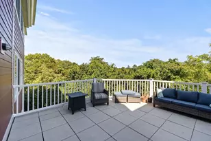 2729 Commonwealth Ave, Newton, MA 02467 - Photo 16