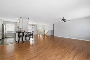 18 Devlin Dr, Chicopee, MA 01020 - Photo 4