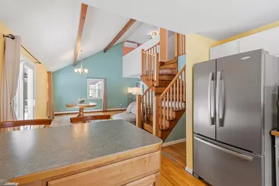 342 Cathy St, Fitchburg, MA 01420 - Photo 10