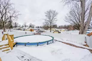 1730 Carew St, Springfield, MA 01104 - Photo 6