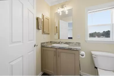 7 1st Ave, Westfield, MA 01085 - Photo 16