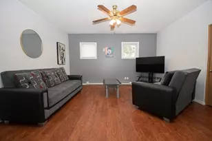 124 Walter St, Chicopee, MA 01013 - Photo 14