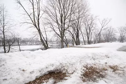 124 Walter St, Chicopee, MA 01013 - Photo 22