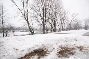 124 Walter St, Chicopee, MA 01013 - Photo 22