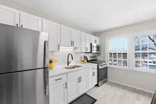 80 Brush Hill Ave, West Springfield, MA 01089 - Photo 4